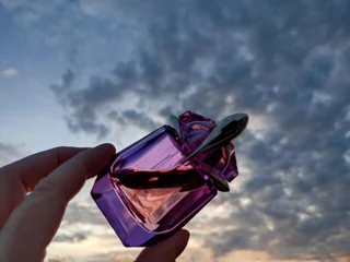 خرید استراتژیک عطر؛ راهنمای مهندسی انتخاب و اصالتسنجی رایحه